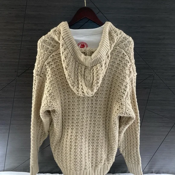 Zara Cream Knit Crewneck Sweater